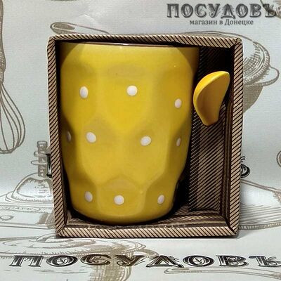 Фарфоровая кружка 152-4-44 с ложкой в упаковке 1 шт